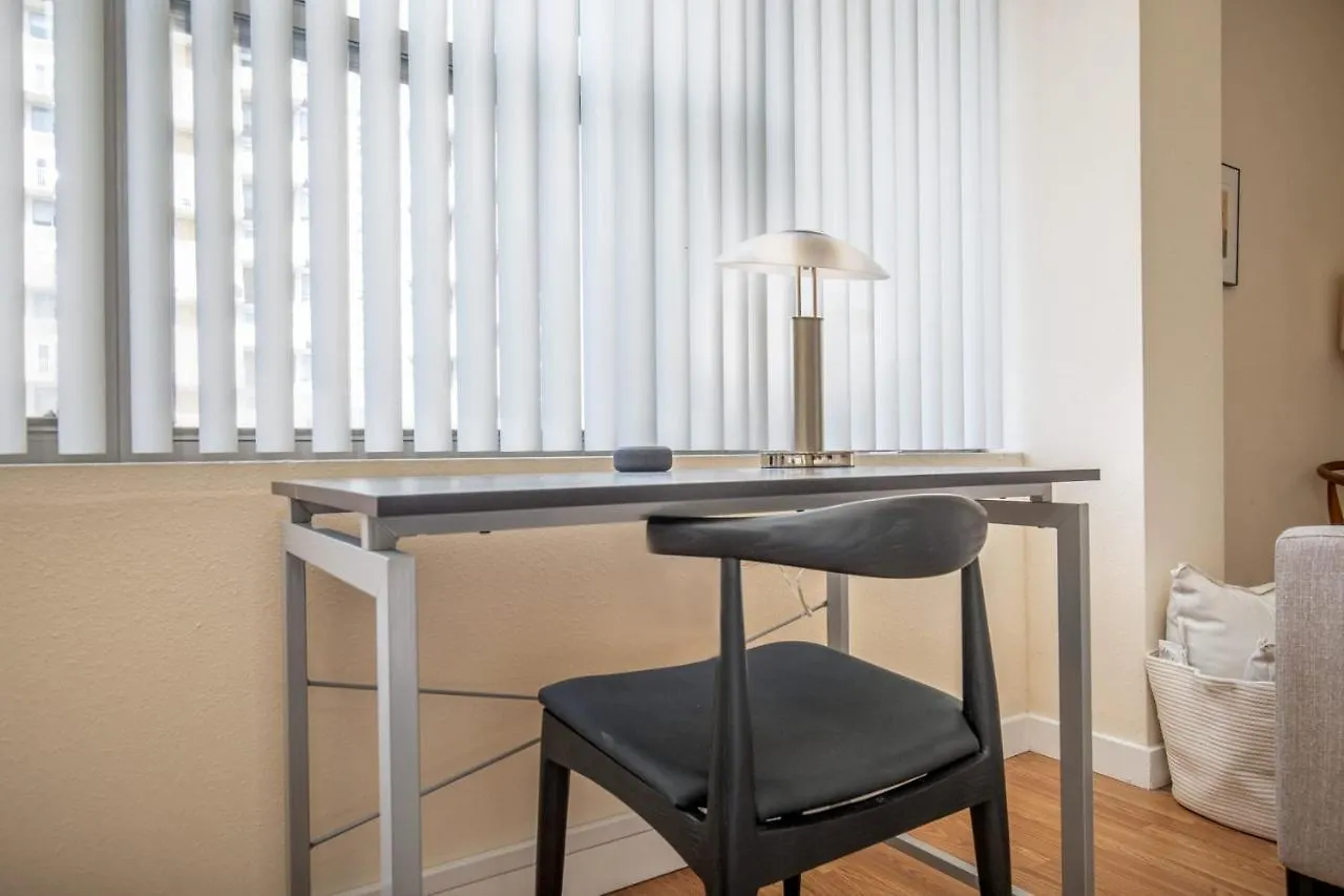 Apartment Cozy Dt Studio With Full Kitchen By Zencity Saint Louis United States
